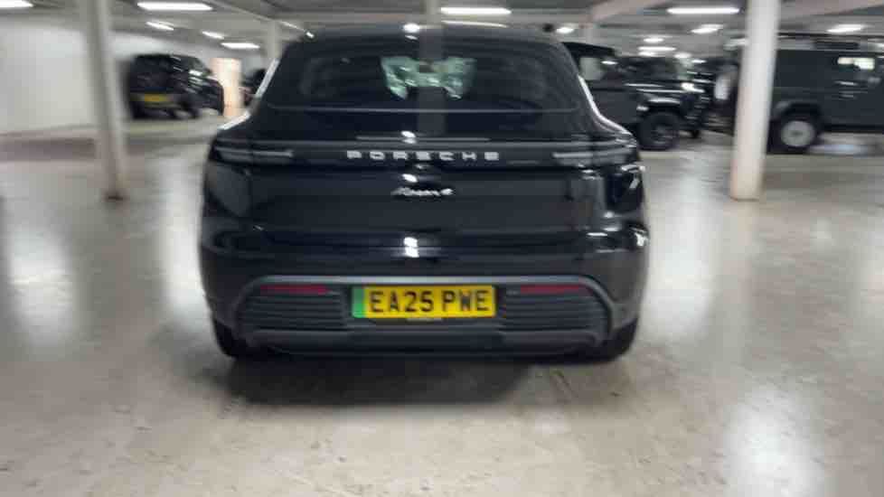 More views of Porsche Macan