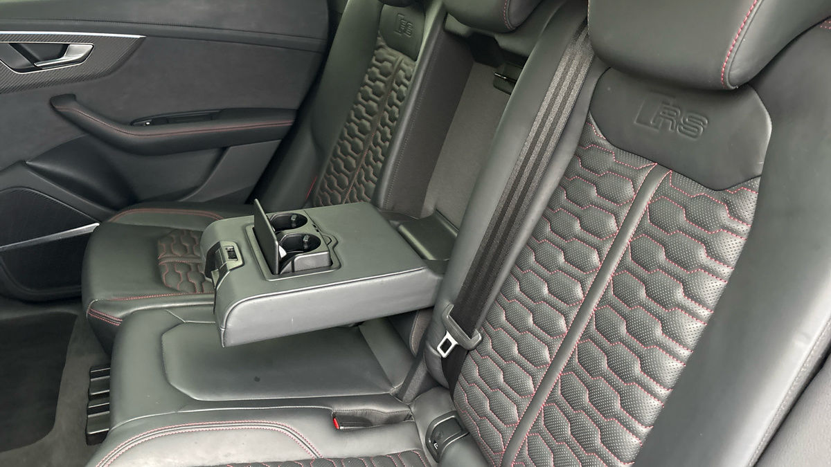 Audi RSQ8 Image 9