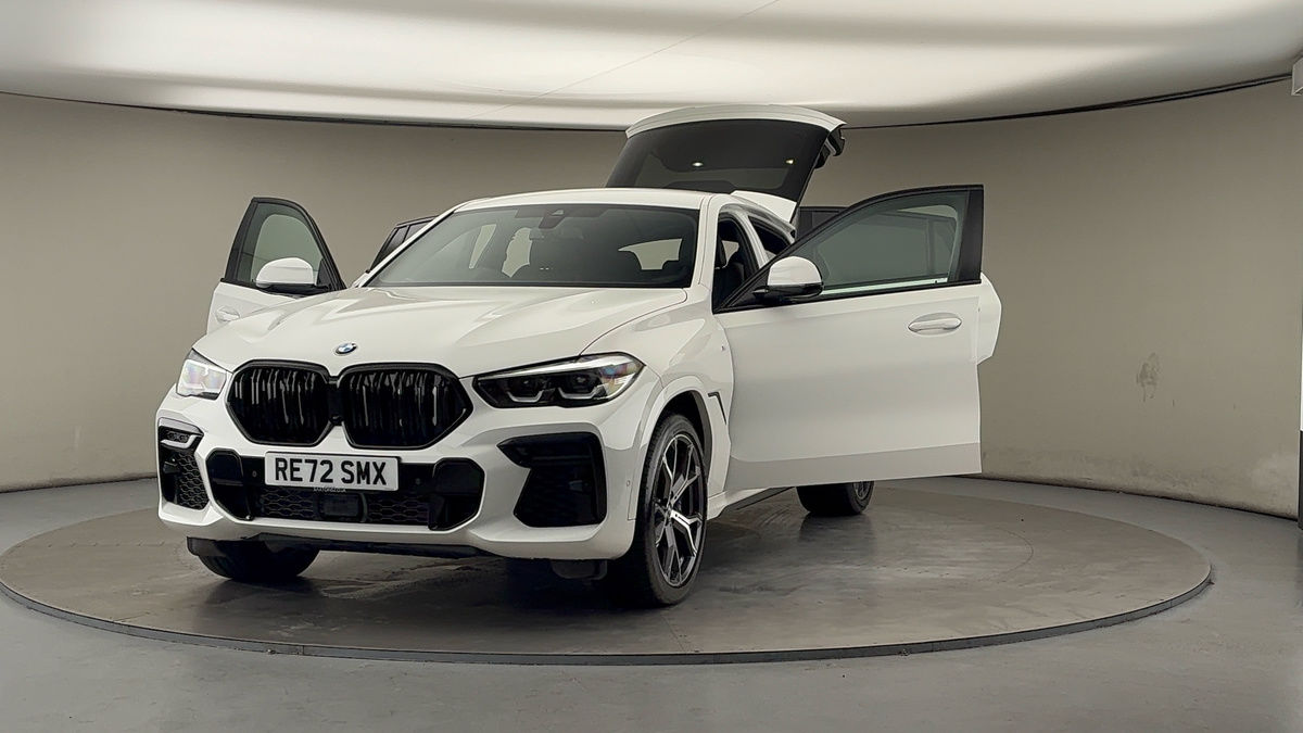 More views of BMW X6