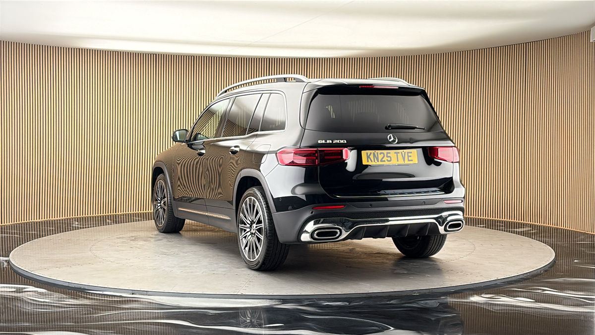 More views of Mercedes-Benz GLB