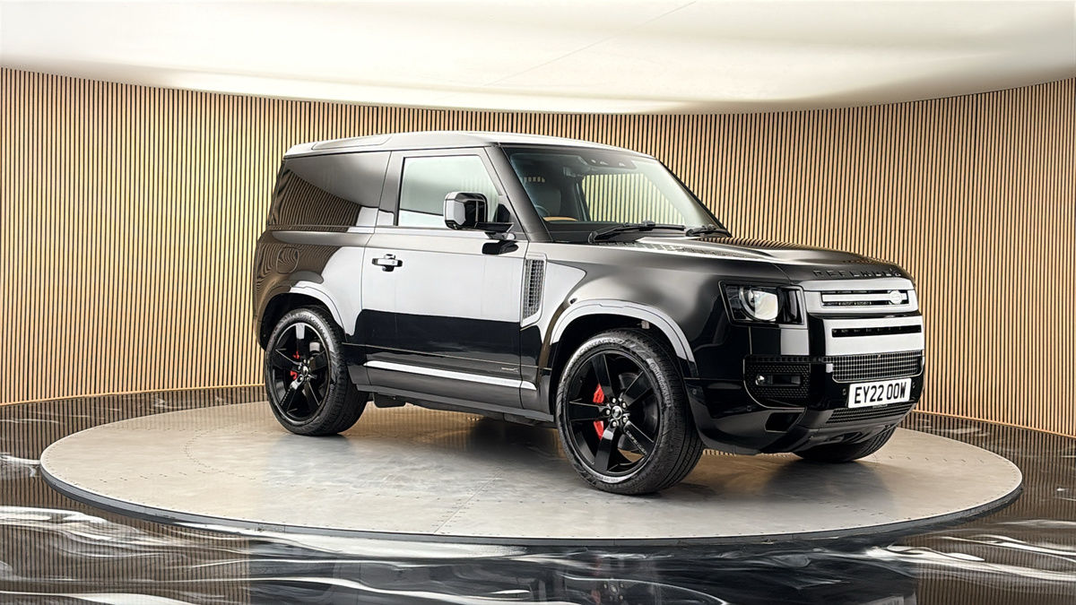 More views of Land Rover Defender 90