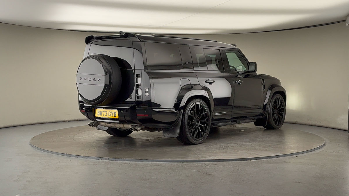 More views of Land Rover Defender 130