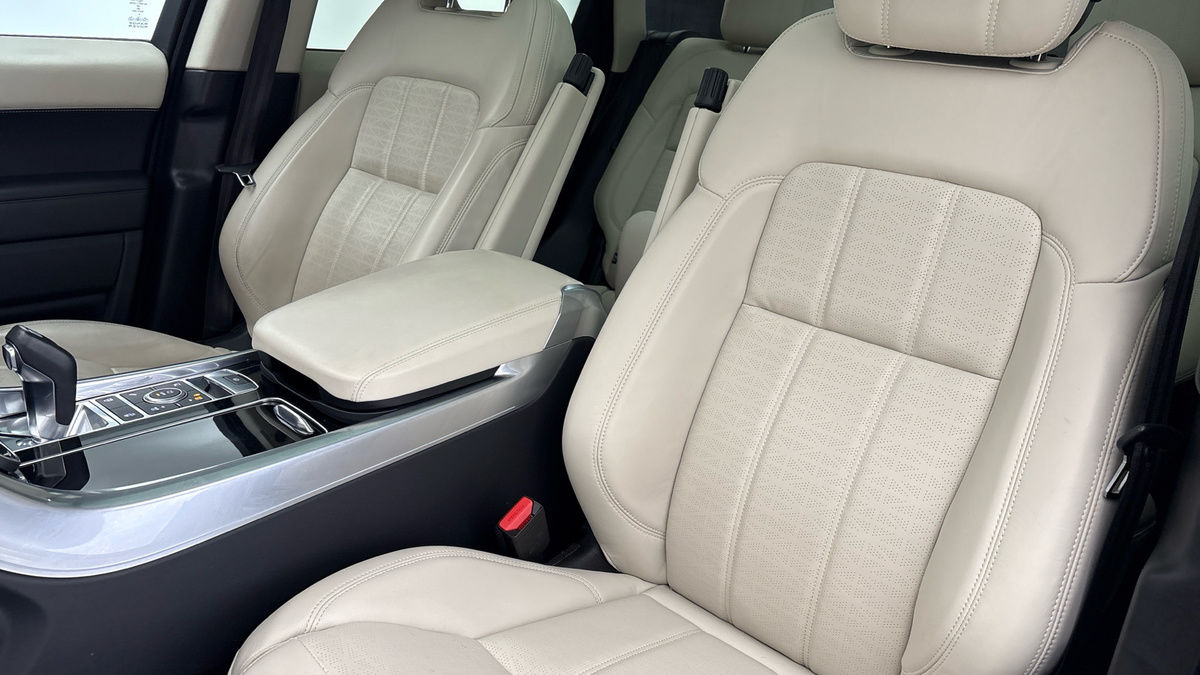 Land Rover Range Rover Sport Image 7