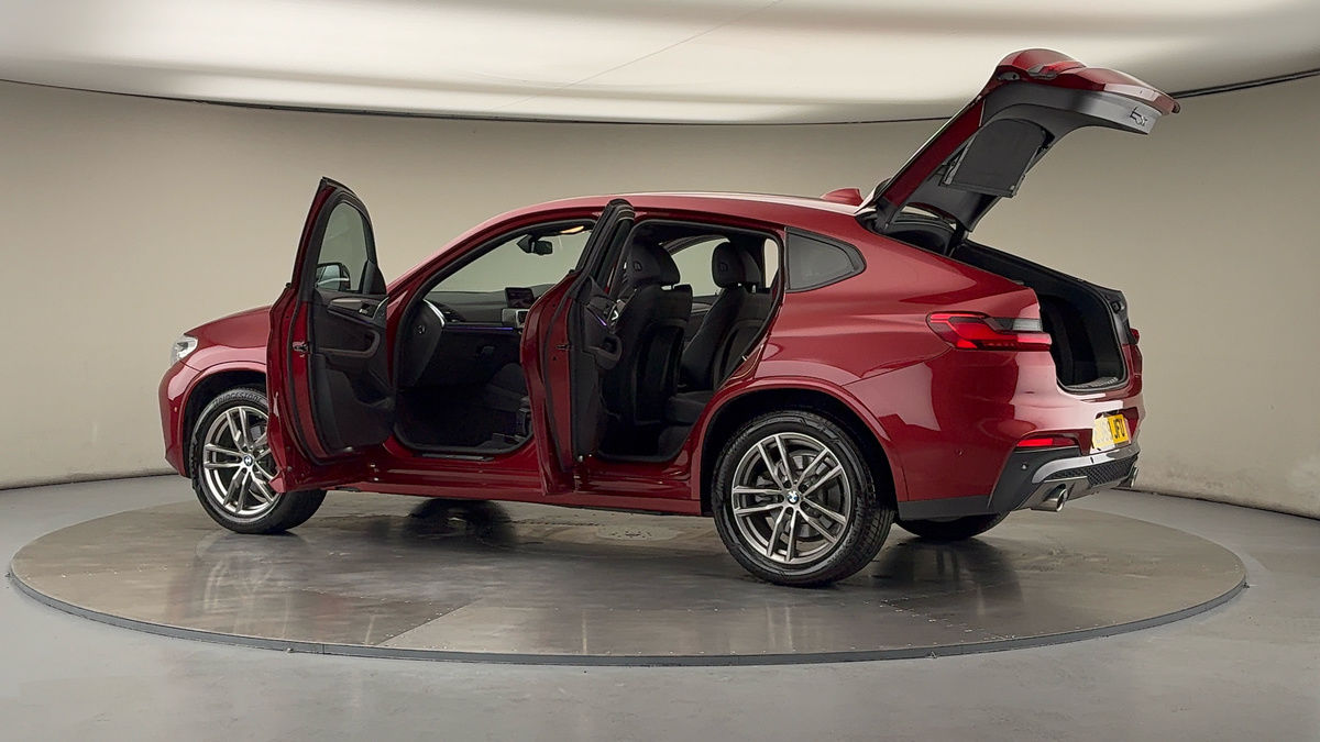 More views of BMW X4