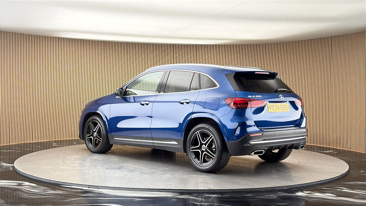 More views of Mercedes-Benz GLA