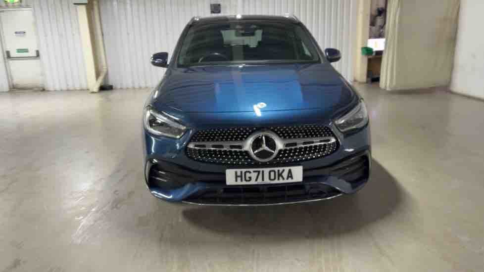 More views of Mercedes-Benz GLA