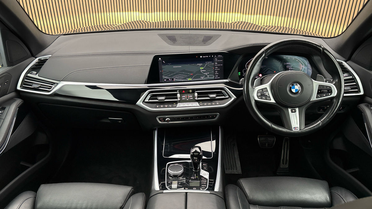 BMW X5 Image 12