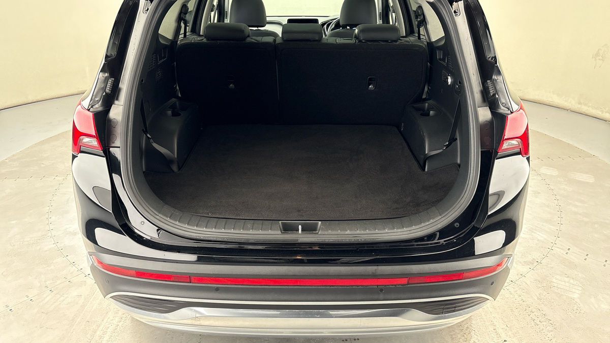 Hyundai Santa Fe Image 11