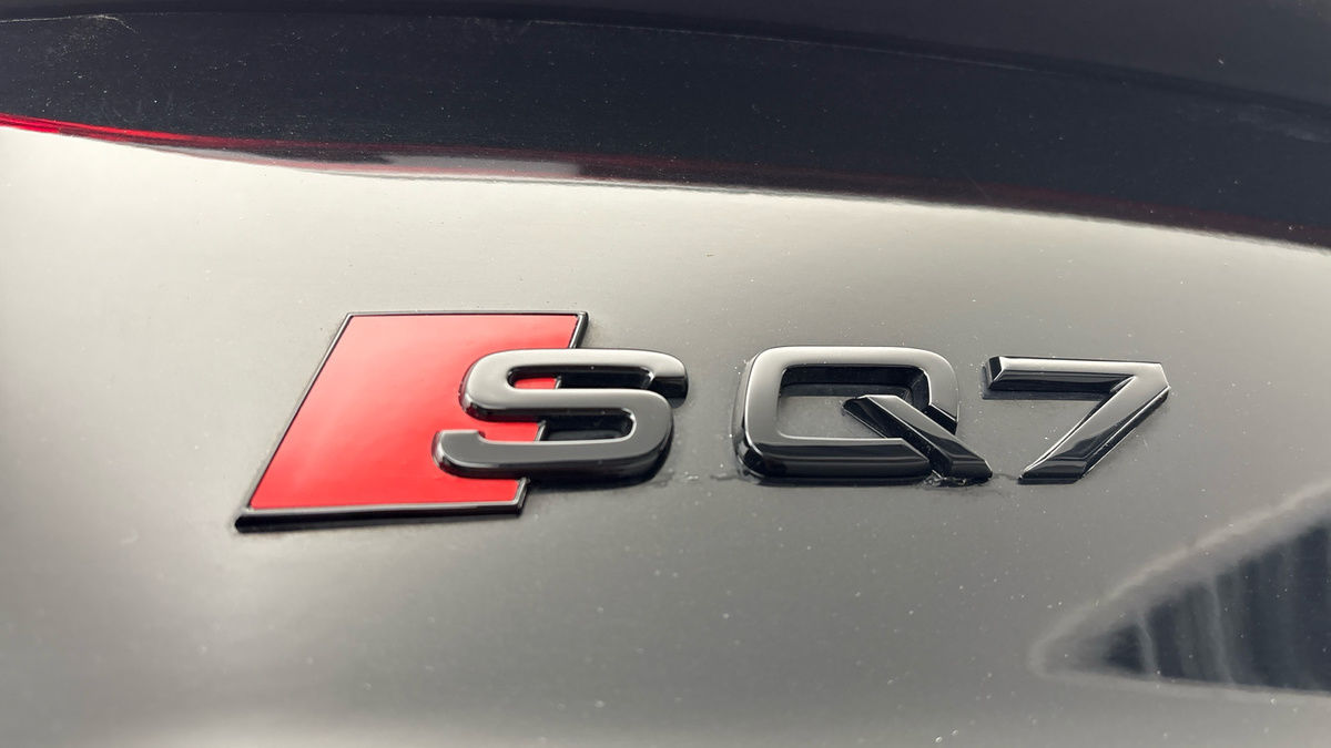 Audi SQ7 Image 31