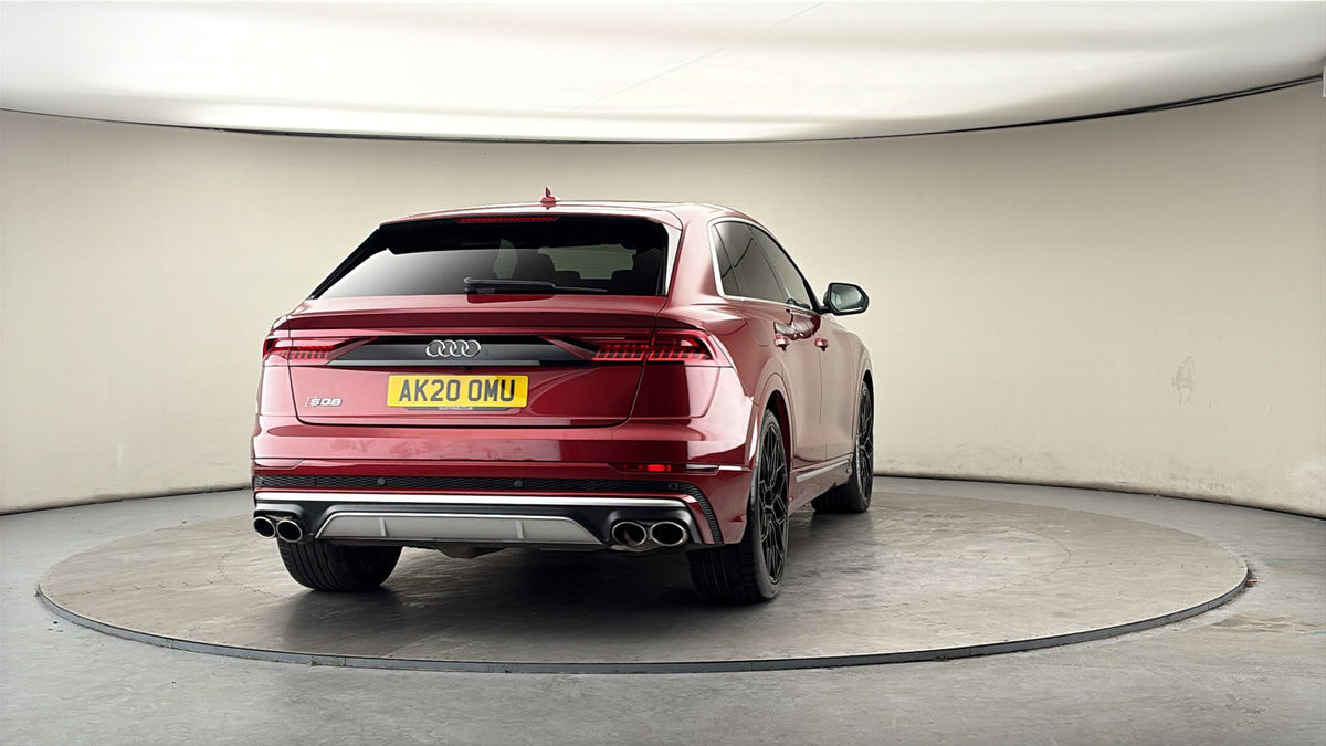 More views of Audi SQ8