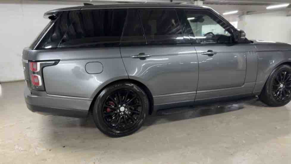 More views of Land Rover Range Rover