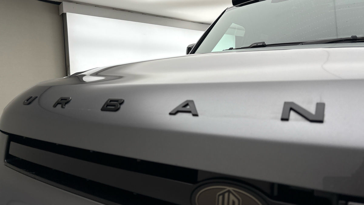 Land Rover Defender 110 Urban Image 24