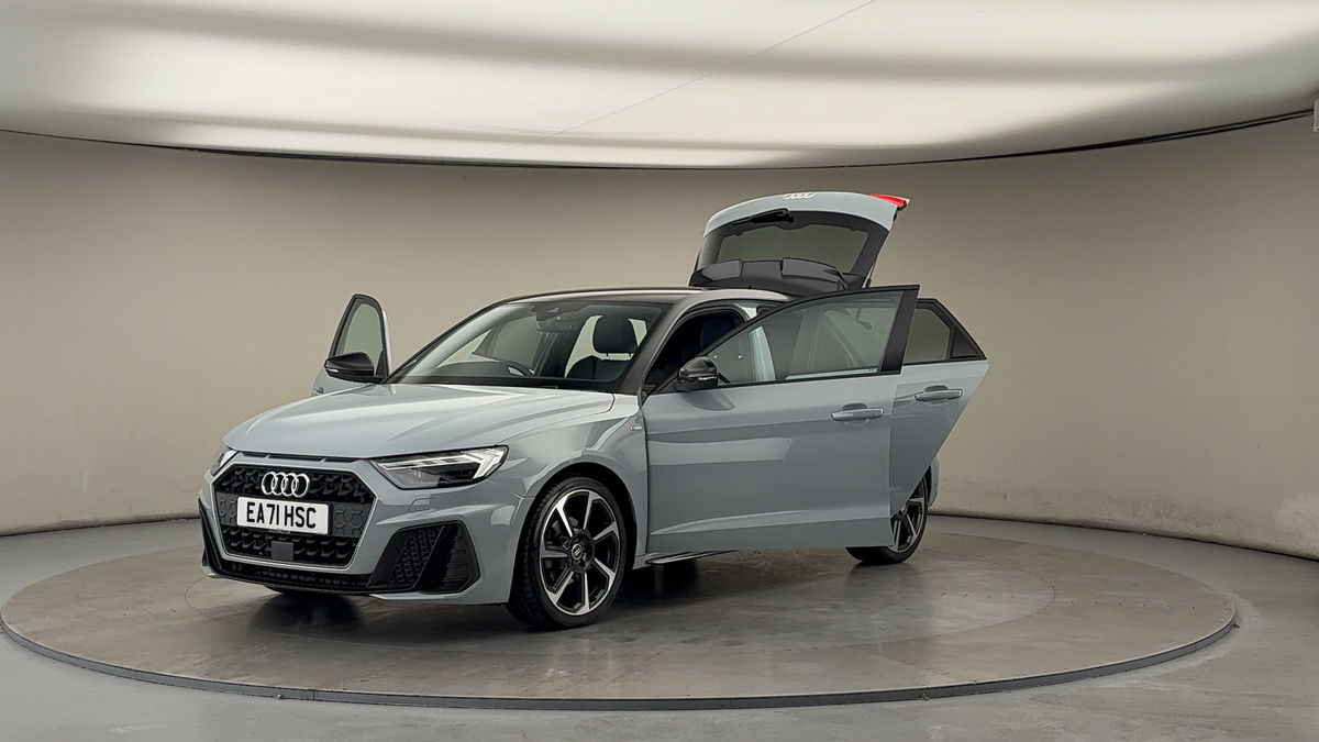 More views of Audi A1