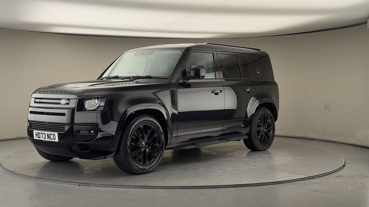 Land Rover Defender 110 Image 20