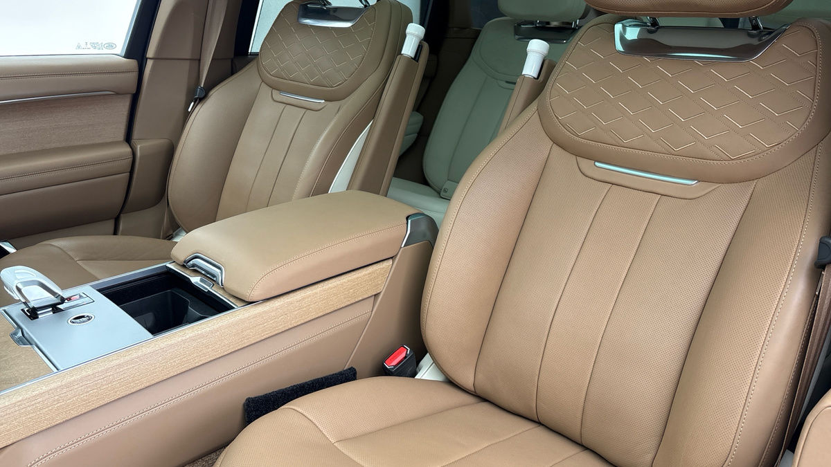 Land Rover Range Rover Image 7