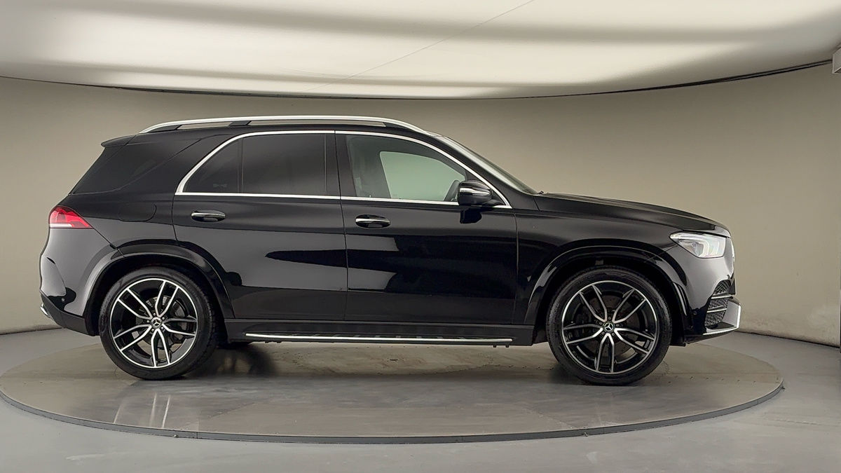 More views of Mercedes-Benz GLE