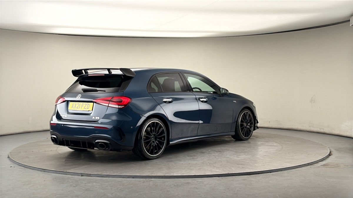 Mercedes-Benz A Class Image 21