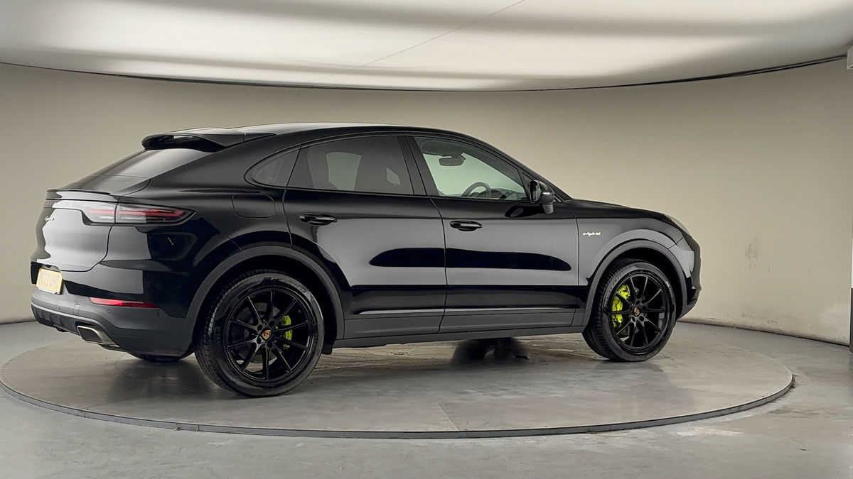 More views of Porsche Cayenne