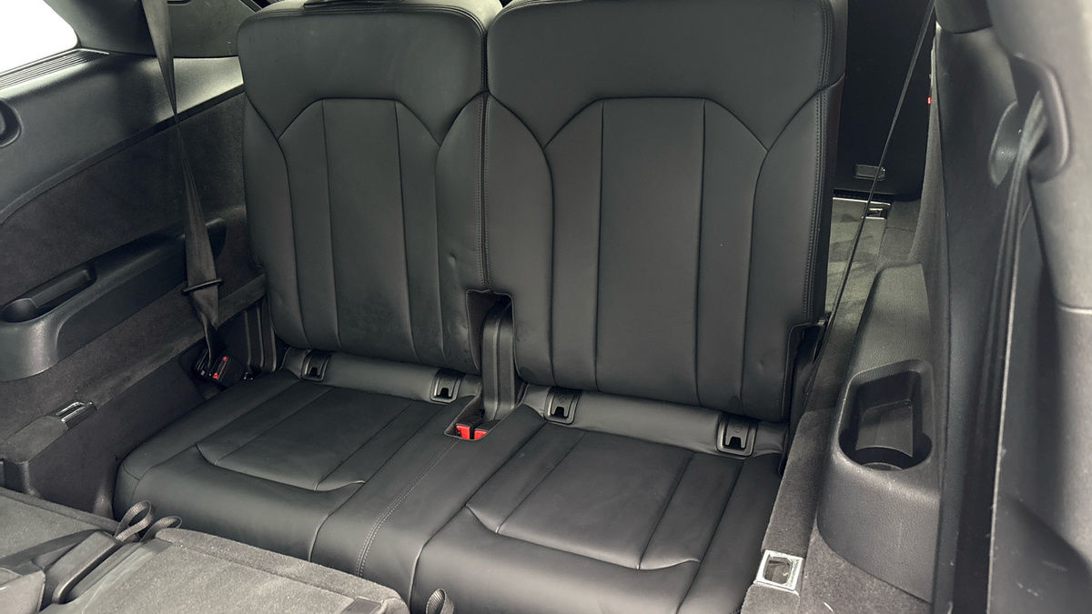 Audi Q7 Image 25