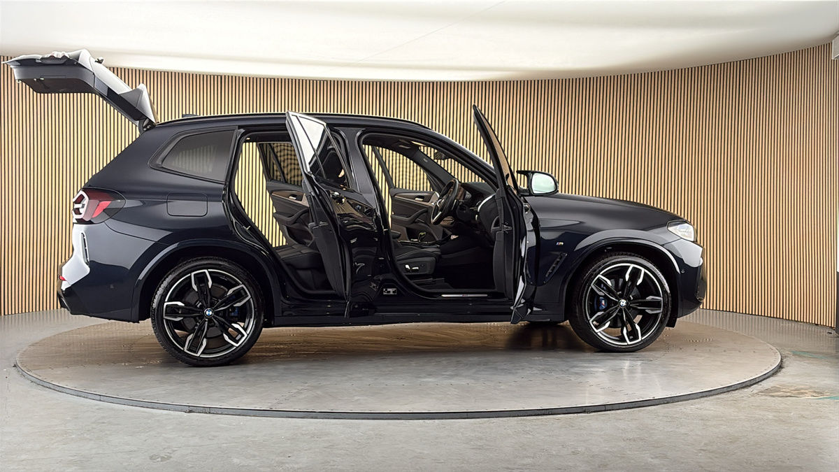 More views of BMW X3