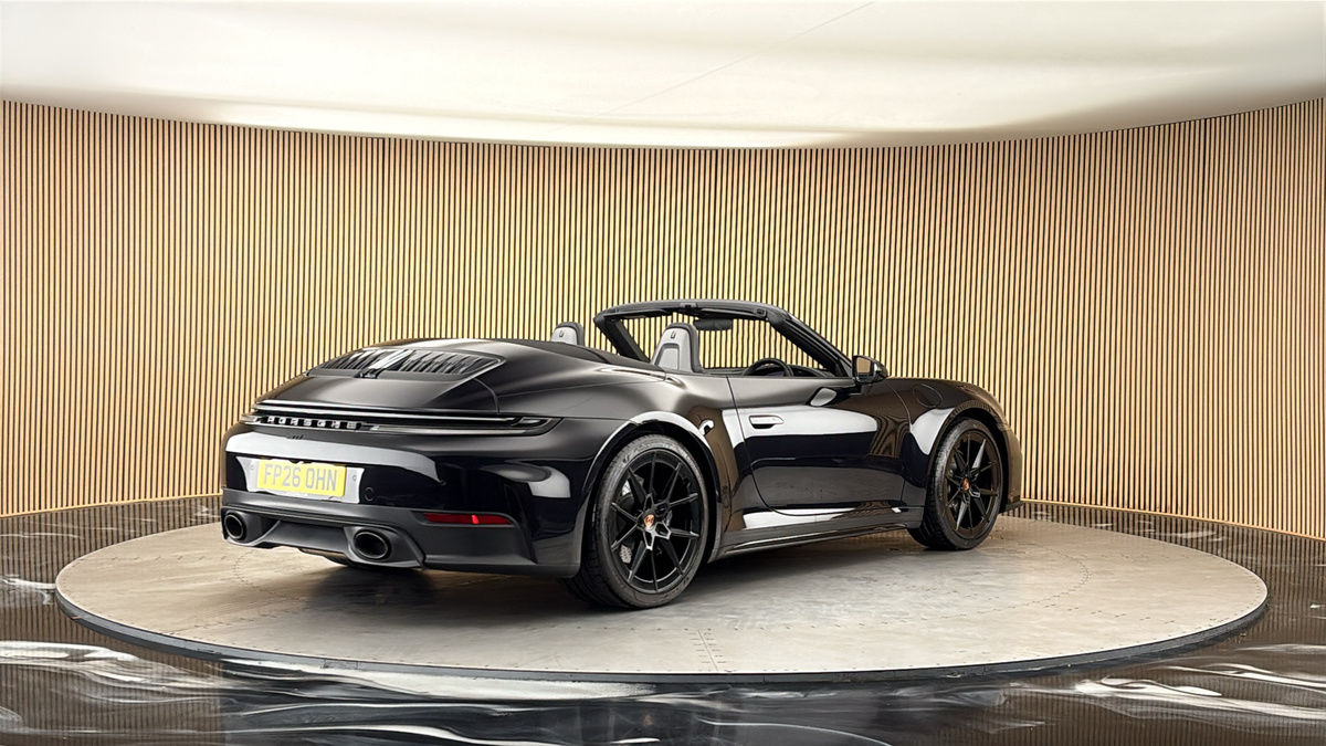 Porsche 911 Image 21