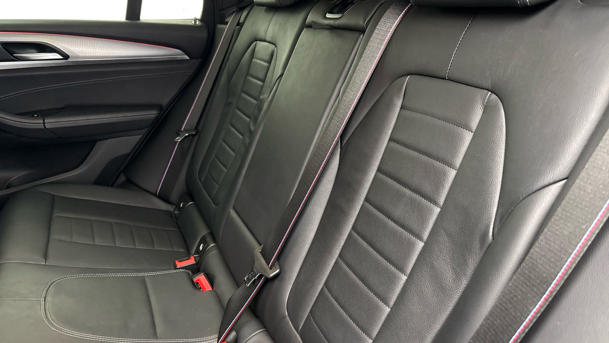 BMW X3 Image 8