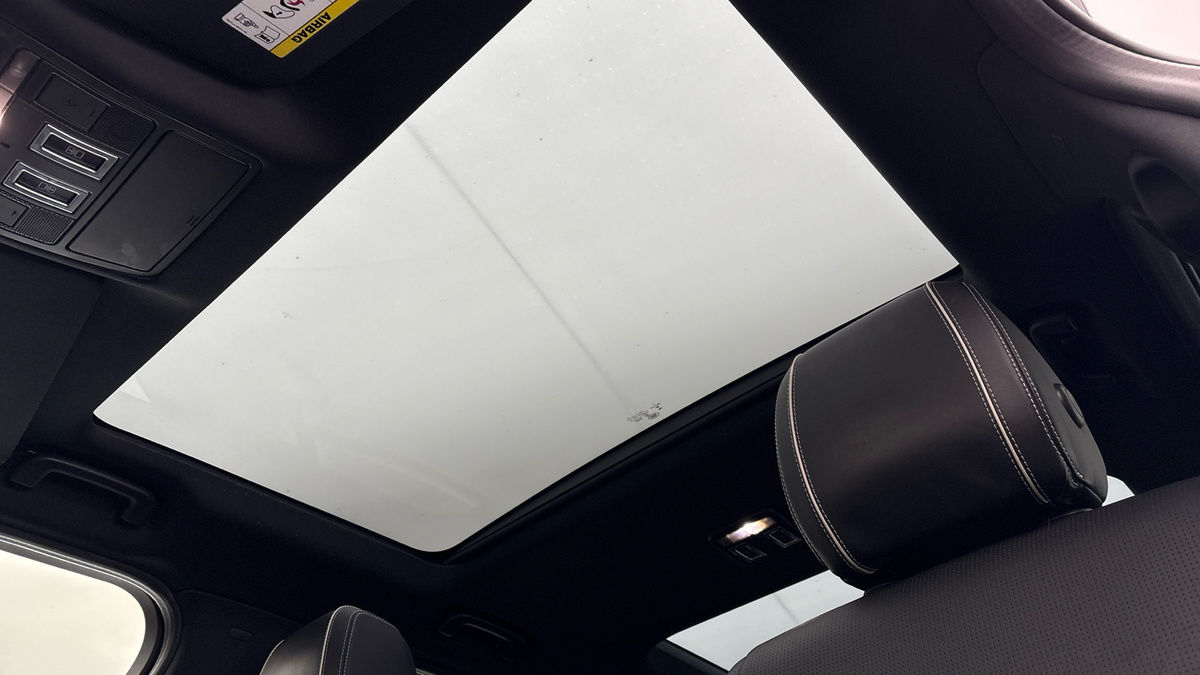 Land Rover Discovery Image 6