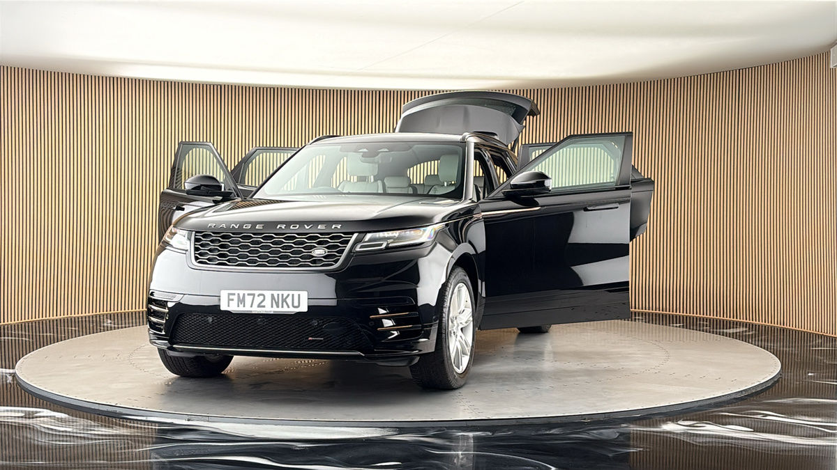 More views of Land Rover Range Rover Velar