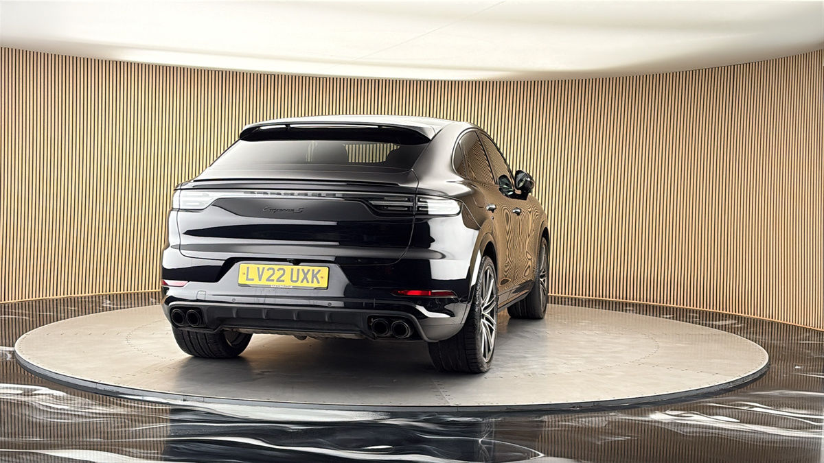 More views of Porsche Cayenne