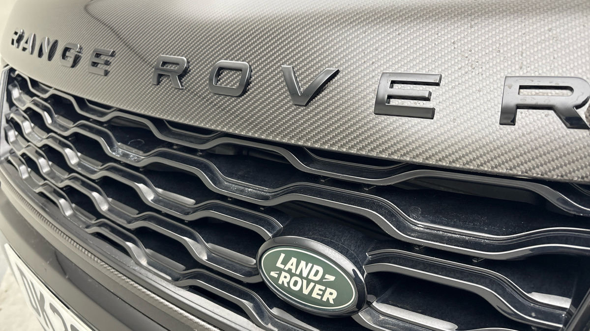 Land Rover Range Rover Sport Image 24