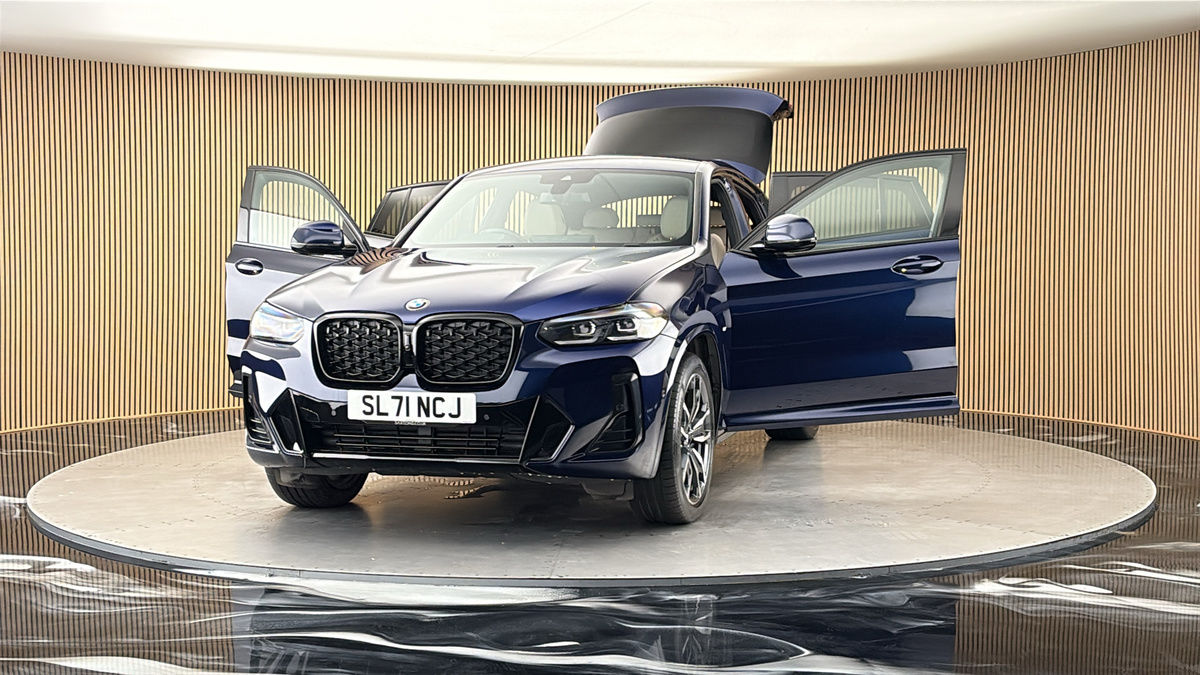 More views of BMW X4