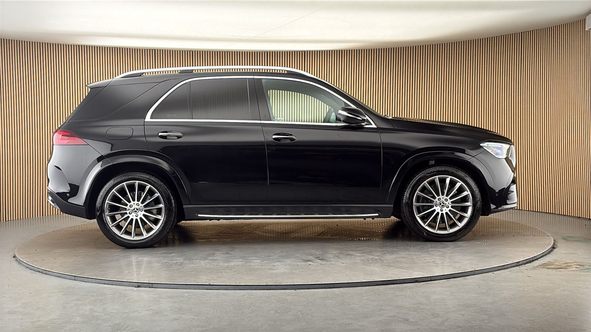 Mercedes-Benz GLE Image 16