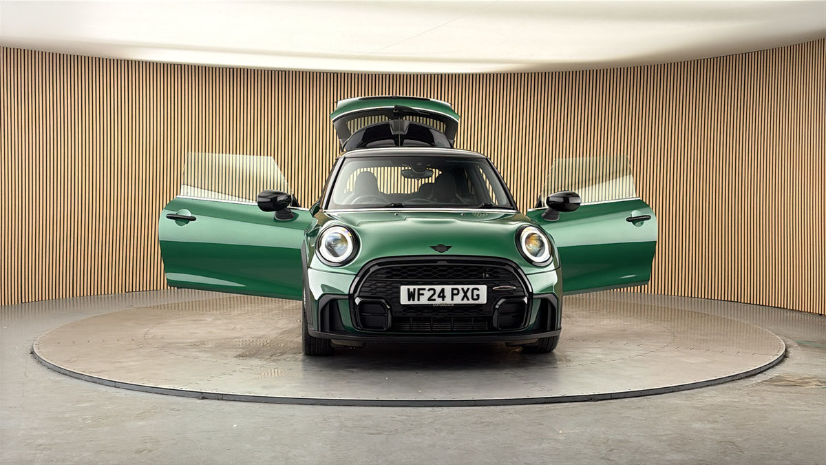 More views of MINI Hatch