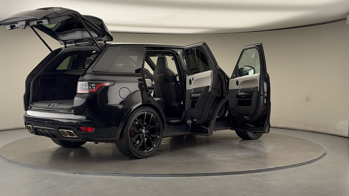 More views of Land Rover Range Rover Sport