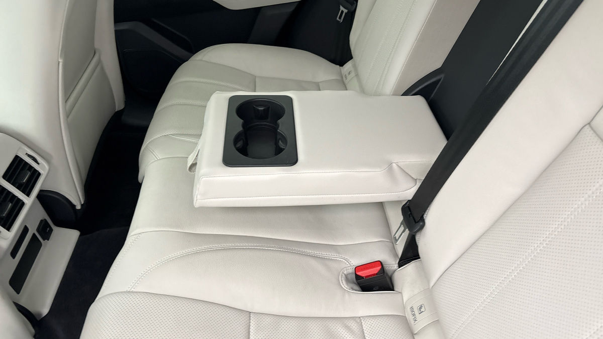 Land Rover Range Rover Velar Image 9