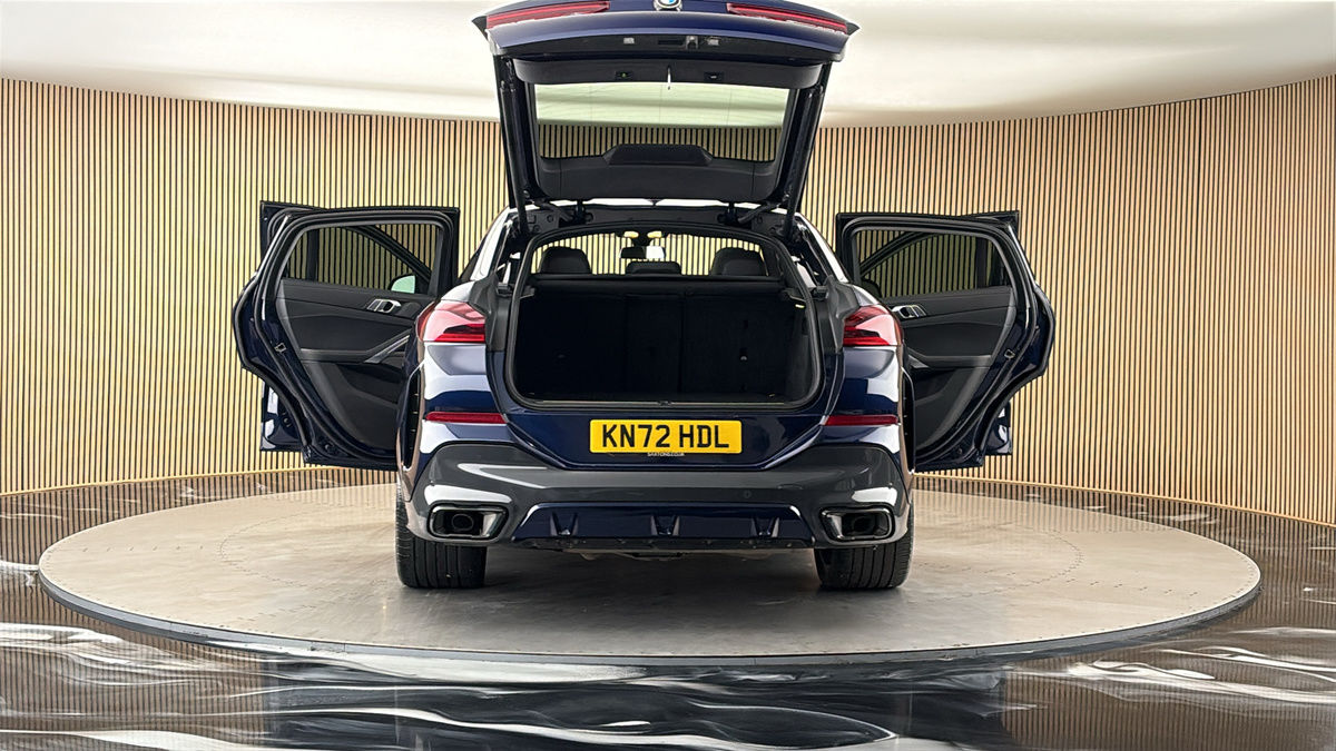 More views of BMW X6