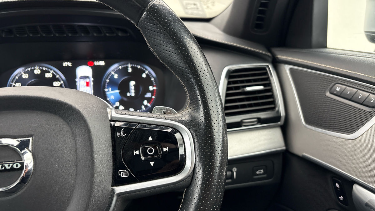 Volvo XC90 Image 14