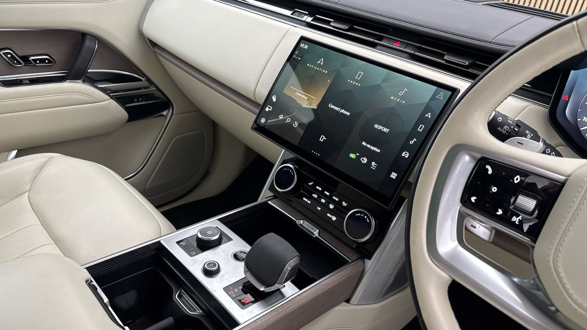 Land Rover Range Rover Image 18