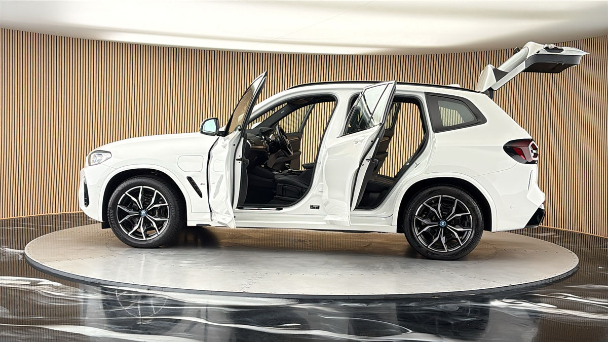 More views of BMW X3