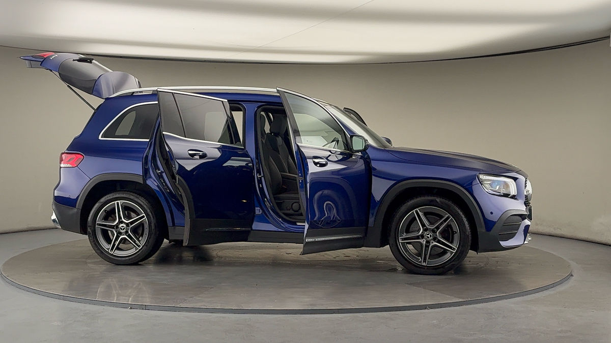 More views of Mercedes-Benz GLB