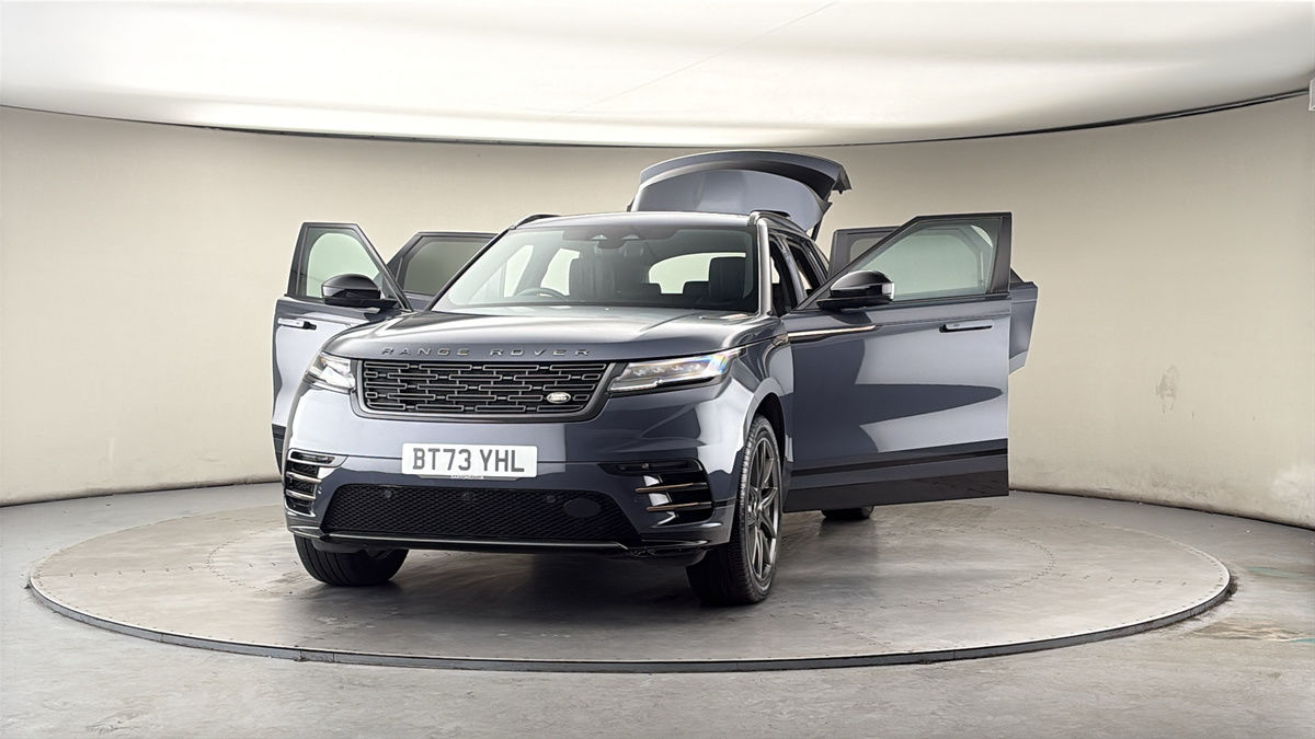 More views of Land Rover Range Rover Velar
