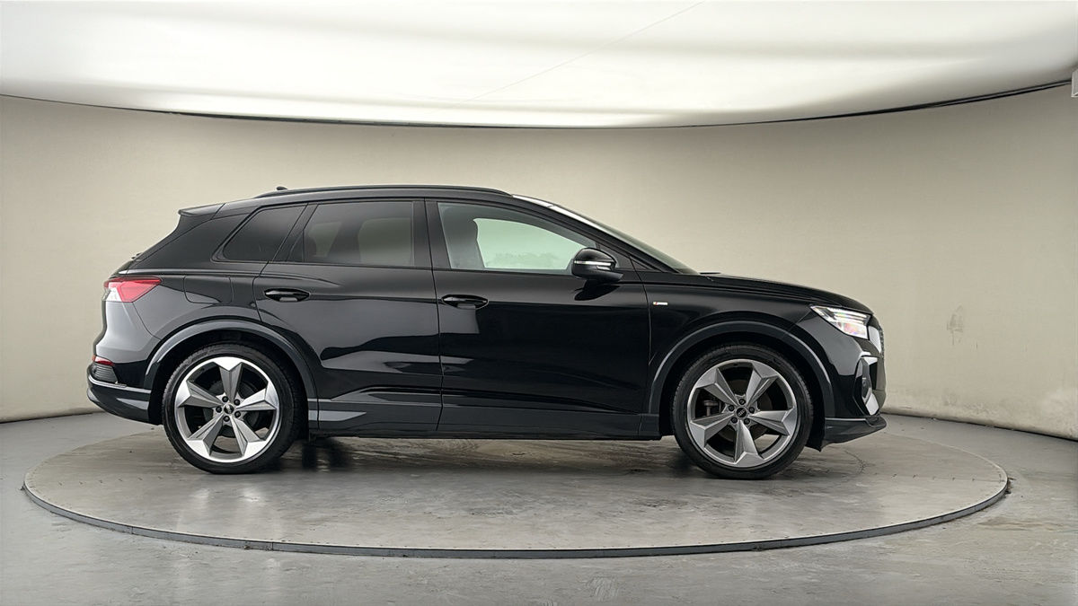 More views of Audi Q4 e-tron