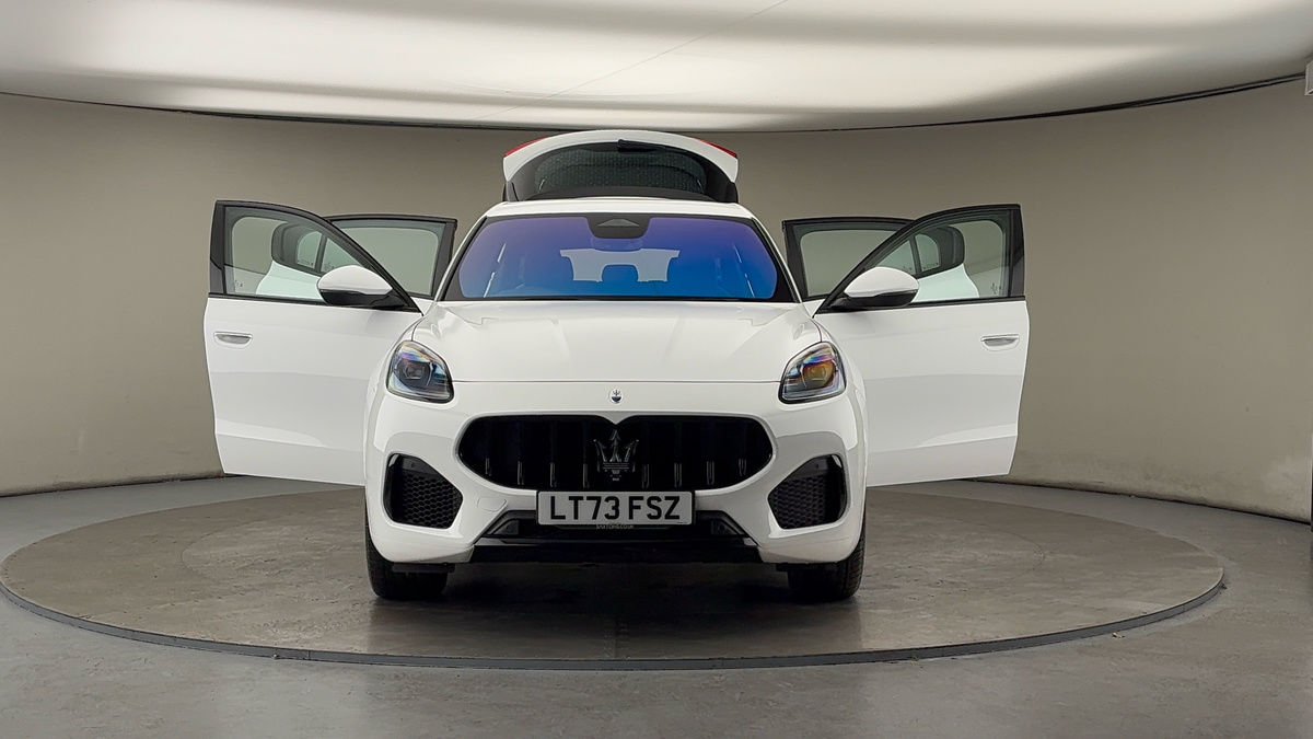 More views of Maserati Grecale