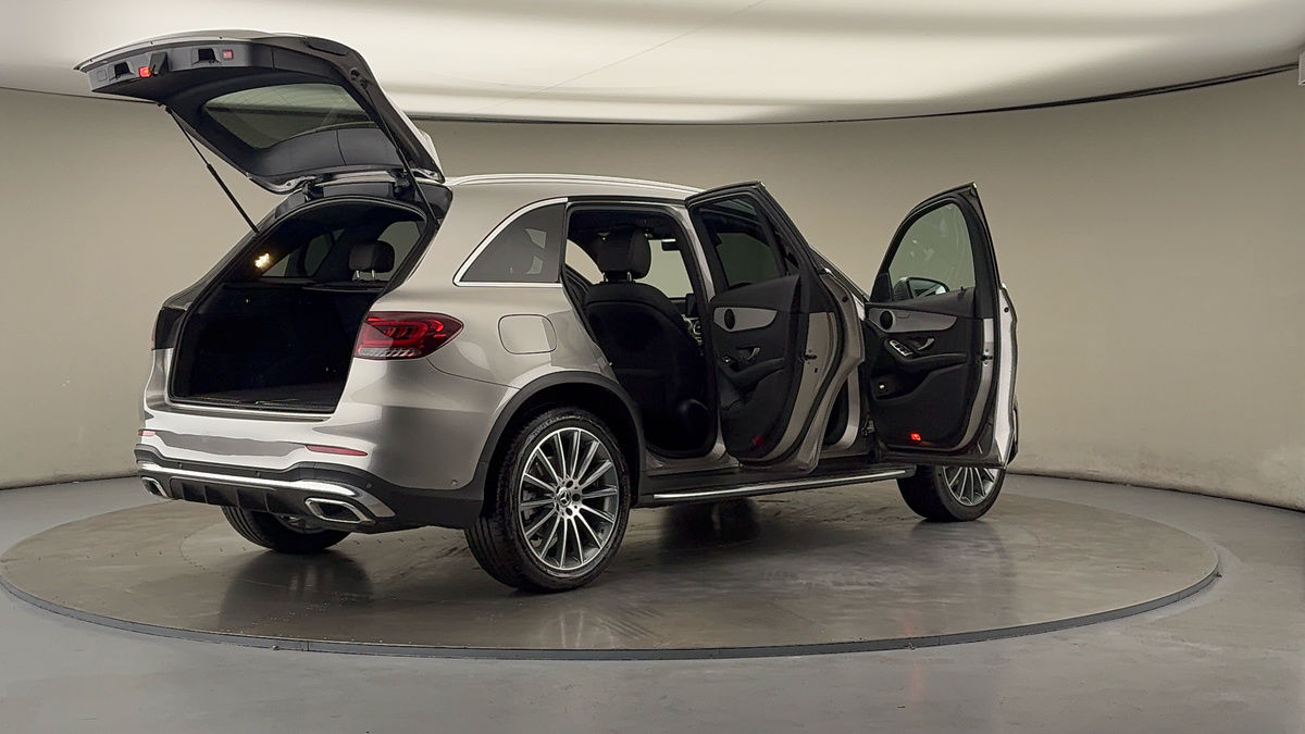 More views of Mercedes-Benz GLC