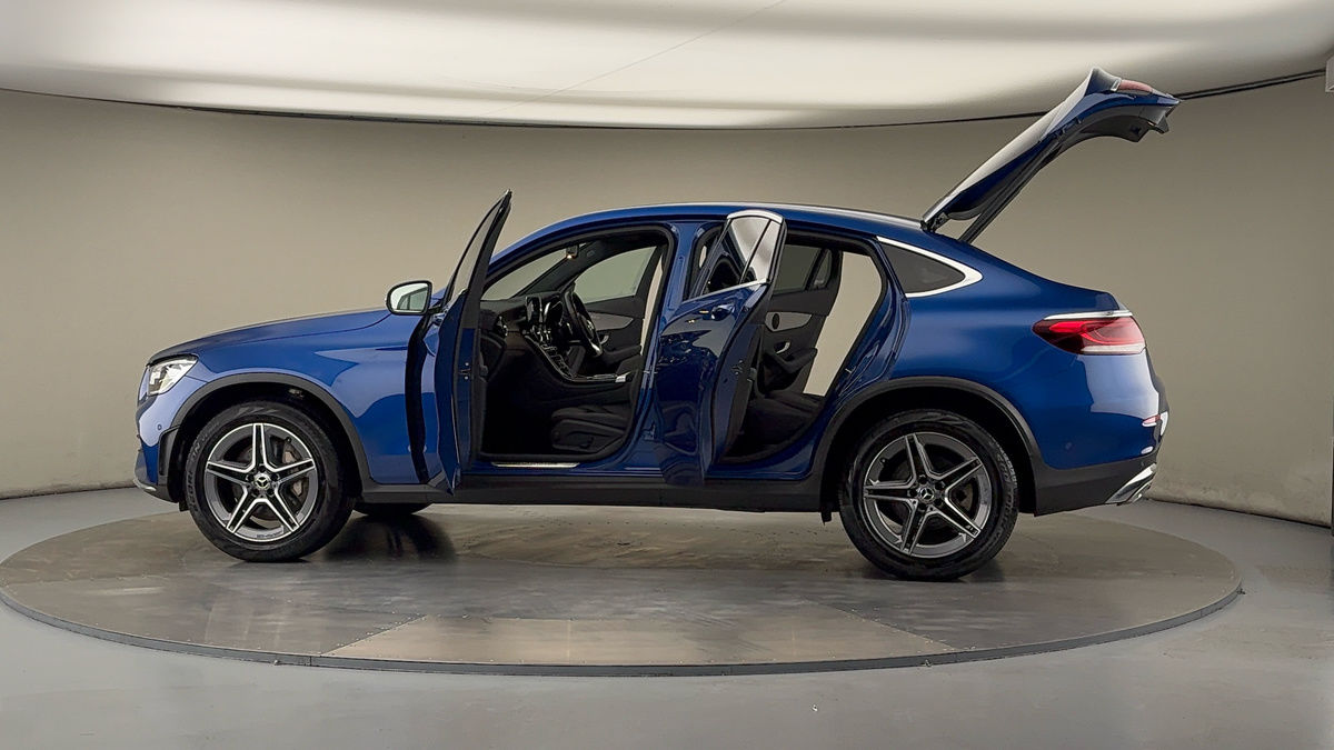 More views of Mercedes-Benz GLC