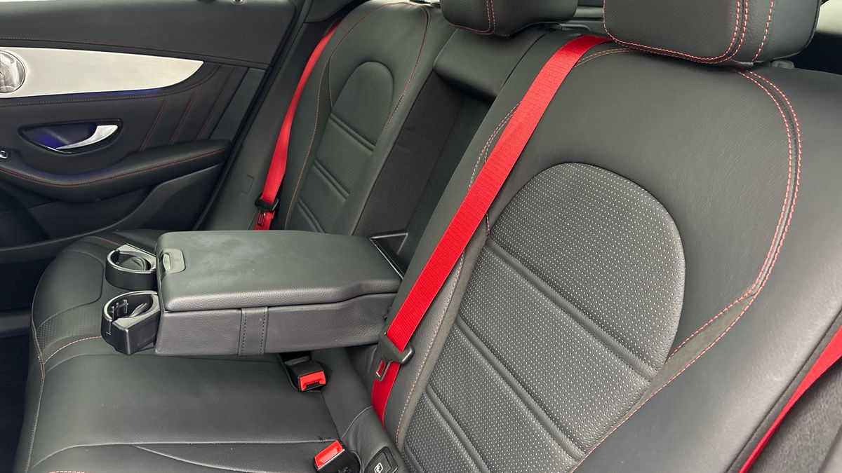 Mercedes-Benz GLC Image 9