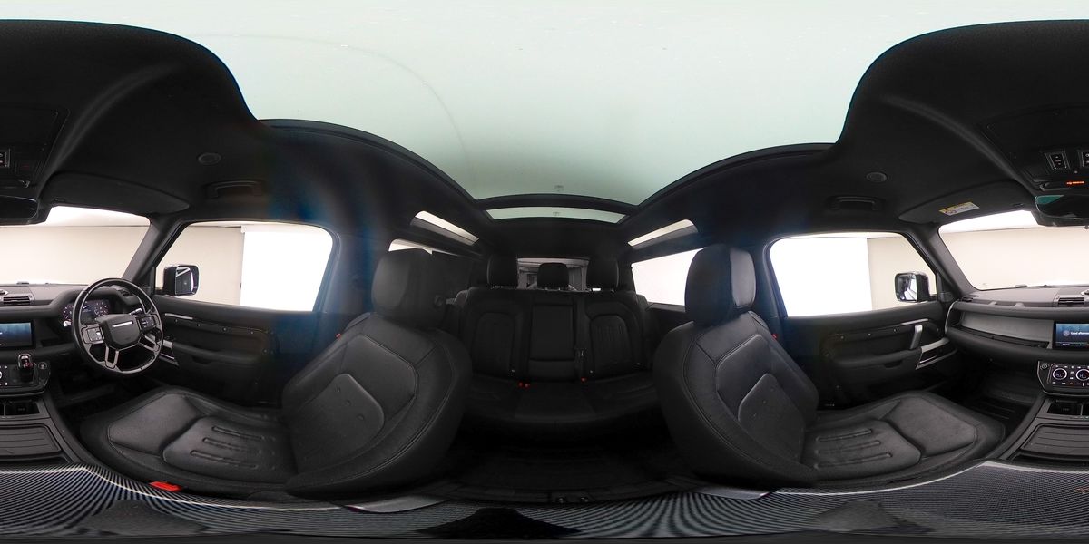 More views of Land Rover Defender 90