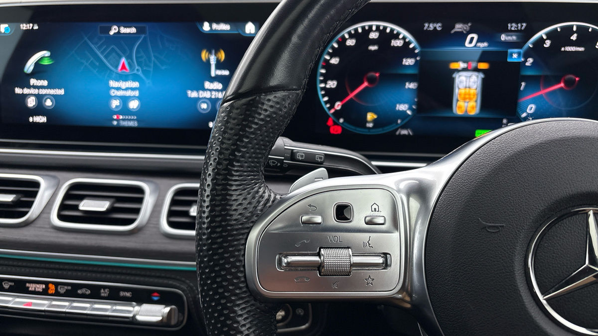 Mercedes-Benz GLE Image 13