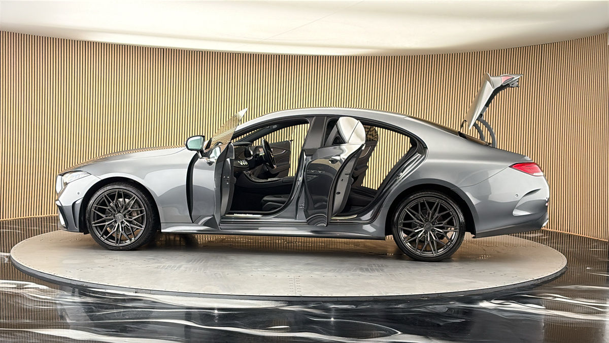 More views of Mercedes-Benz CLS