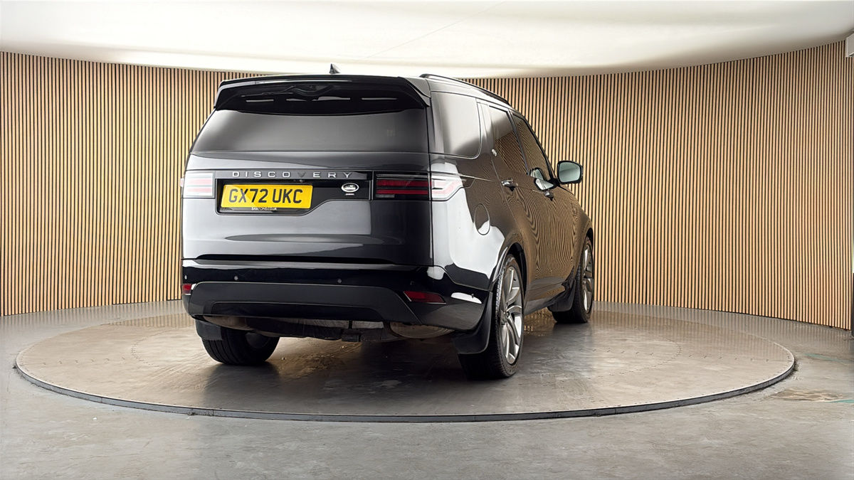 More views of Land Rover Discovery